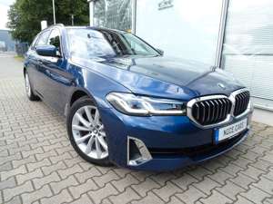 BMW 520 d xDrive Luxury Line M PAKET LASER  AHK VOLL Bild 3