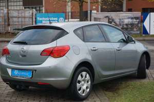 Opel Astra J Lim. 5-trg. Design Edition*KLIMA*PDC V-H Bild 2