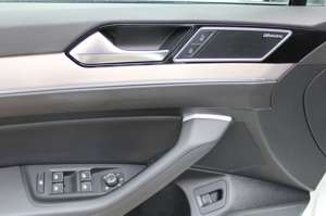 Volkswagen Passat Variant Variant 2.0 TDI 4Motion DSG Highline LED Navi Lede Bild 5