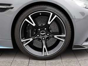 Aston Martin Vanquish S Bild 4