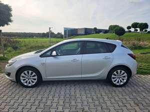 Opel Astra 1.7 CDTI DPF ENERGY Bild 2