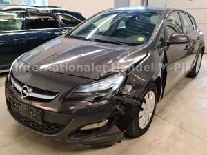 Opel Astra J Limousine 1.7 CDTi Selection Bild 4