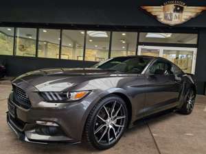Ford Mustang 2.3 EcoBoost Auto Fastback Bild 1