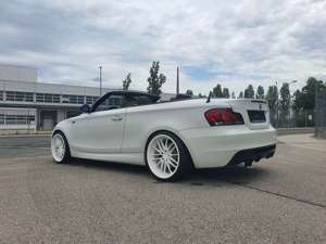 BMW 120 i Cabrio (E88) White Angel Bild 4