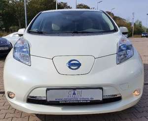 Nissan Leaf Elektro inkl. Batterie Navi LHZ Solar AHK Bild 3