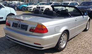 BMW 318 Ci Cabrio 318i  Aut./Leder/Sitzh./Xenon/Pdc Bild 3