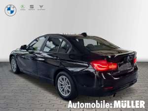 BMW 318 Advantage i Limousine Bild 5