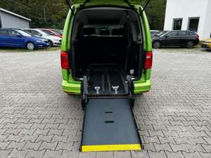 Volkswagen Caddy Maxi BMT mit Navigationssystem und Rollstuhl Rampe Bild 4