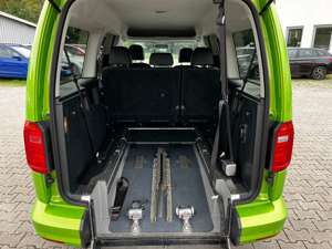 Volkswagen Caddy Maxi BMT mit Navigationssystem und Rollstuhl Rampe Bild 5