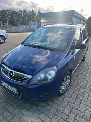 Opel Zafira Edition "111 Jahre" Bild 1