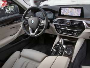 BMW 530 i Touring Navi Leder Bluetooth PDC MP3 Schn. Bild 5