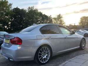 BMW 335 d Limousine M-Sportpaket Ad Blue