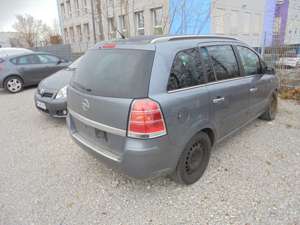 Opel Zafira 2.2 direct ~  Teilleder ~ Panorama ~ Bild 2
