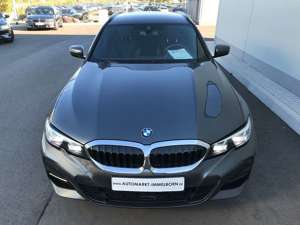 BMW 320 d xDrive M Sport STHZG*DispKey*Kamera*LiveCP Bild 4