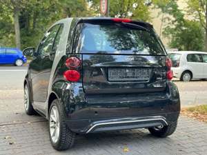 smart forTwo coupé 1.0 52kW mhd passion Auto Panorama Bild 10