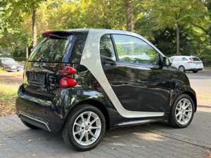 smart forTwo coupé 1.0 52kW mhd passion Auto Panorama Bild 8