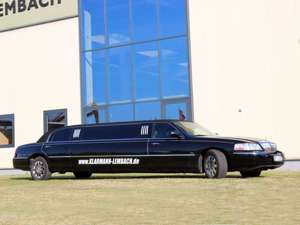 Lincoln Town Car Stretch Limousine Bild 2