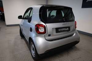 smart forTwo fortwo coupe electric drive / EQ Bild 2