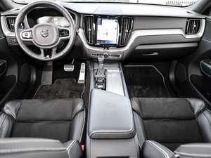 Volvo XC60 R Design 2WD T5 StandHZG Navi digitales Cockpit So Bild 5