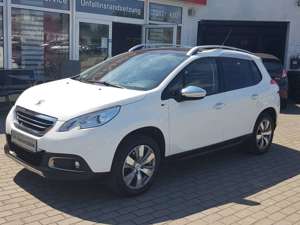 Peugeot 2008 PureTech 110 Stop -- PDC+Panorama+SH+Alu