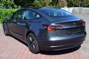 Tesla Model 3 Langstreckenbatterie - Allradantrieb mit Bild 4