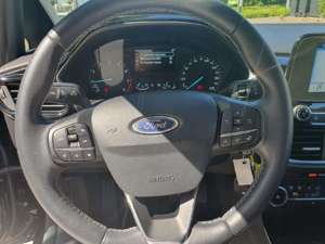 Ford Fiesta Cool  Connect + Winterpaket Bild 5
