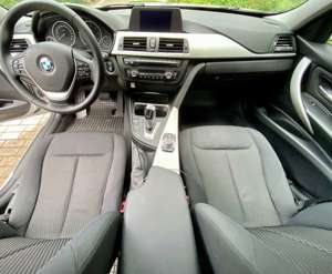 BMW 320 320d Touring Aut. Bild 5