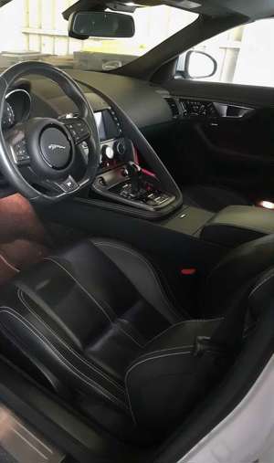 Jaguar F-Type R Cabrio AWD Inspektion+TÜV neu Bild 3