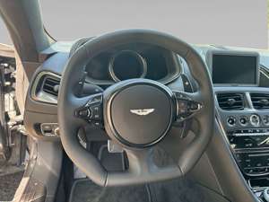 Aston Martin DB11 Coupe - Aston Martin Memmingen Bild 5