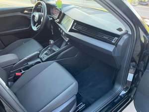 Audi A1 Sportback 30 TFSI  Virtual Cockpit !!! Bild 4