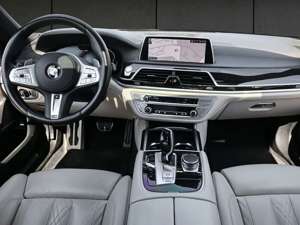 BMW 750 d xDrive M Sport Laser/Massage/Stndhzg/HeadUp Lase Bild 3