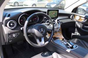 Mercedes-Benz GLC 300 4Matic 9G-TRONIC*NAVI*Kamera*Pano*ACC*AHK*3,99%* Bild 5