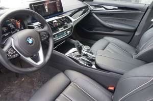 BMW 520 d Touring Luxury Line*UPE 74.330*HeadUp*Pano Bild 5