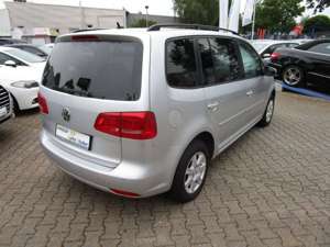 Volkswagen Touran Comfortline mit Klimatronic AT Getriebe abg.Scheib Bild 2