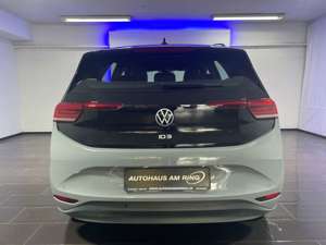 Volkswagen ID.3 110 kW Pure Performance 1HAND NAVI LED SPUR Bild 4