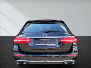 Mercedes-Benz E 200 T 4M Avantgarde+LED+Kamera+Navi+PDC+SHZ++ Bild 5