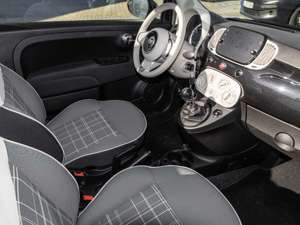 Fiat 500 Lounge Apple CarPlay Android Auto Musikstreaming S Bild 4