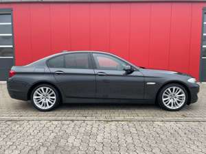 BMW 535 535i,Sport-Aut., neuer Motor 26.000 km,Leder creme Bild 3