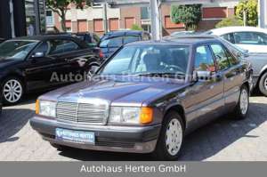 Mercedes-Benz 190 E 1.8*LIMO*4-GANG*H-KENNZEICHEN*TÜV NEU* Bild 1