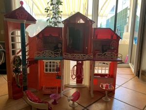 Puppenhaus Bild 9