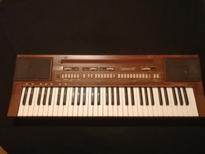 Keyboard Casio, Model Casiotone 610 Holzoptik Bild 2