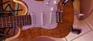 HK Stratocaster Bild 5