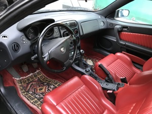 Alfa Romeo GTV 916, 3 L 6 Zylinder  Bild 5