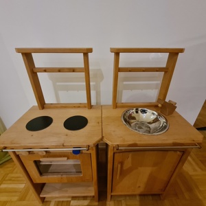 Schöllner Kinderküche aus Holz mit Backofen und Spüle Bild 4