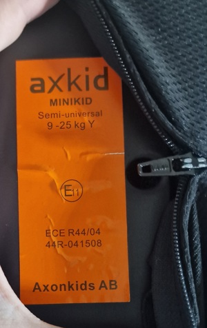 Axkid Minikid  Rückwärtsgerichteter Kinderautositz Bild 2