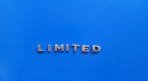 2005-2011 Jeep Liberty Limited Emblem Logo Buchstaben Abzeichen Kofferraum