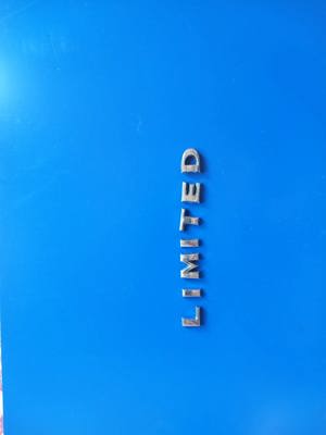 2005-2011 Jeep Liberty Limited Emblem Logo Buchstaben Abzeichen Kofferraum Bild 2
