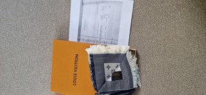 Louis Vuitton LV Tuch Denim Scarf