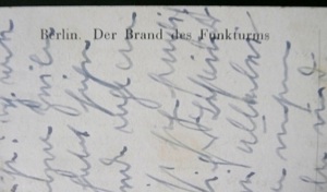 Alte Postkarte von Berlin   der Brand des Funkturms ( 1935 ) Karte Nr. 1631 Bild 3