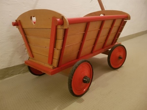 Original Echtholz Holz Bollerwagen Handwagen mit 4 Metallrädern & Deichsel Vintage 70er 80er Jahre Bild 8